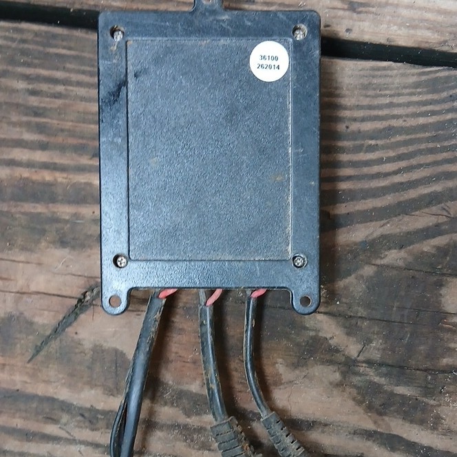 Thunderbolt Solar Charge Controller 7A Off-Grid Outdoor w/ Indicator Light