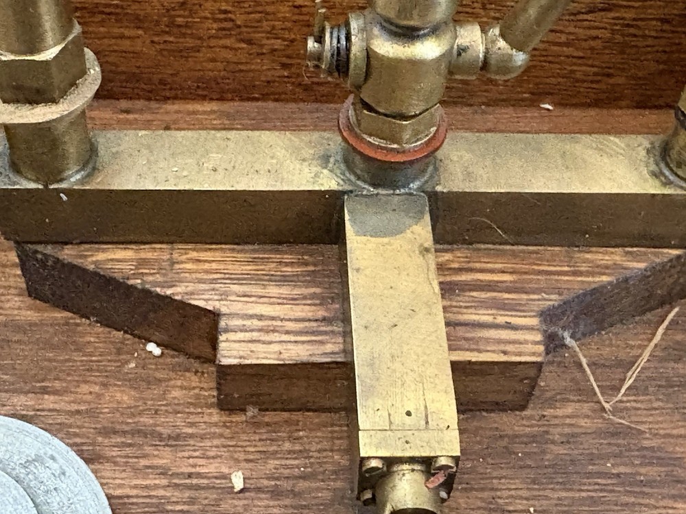 vintage deadweight tester