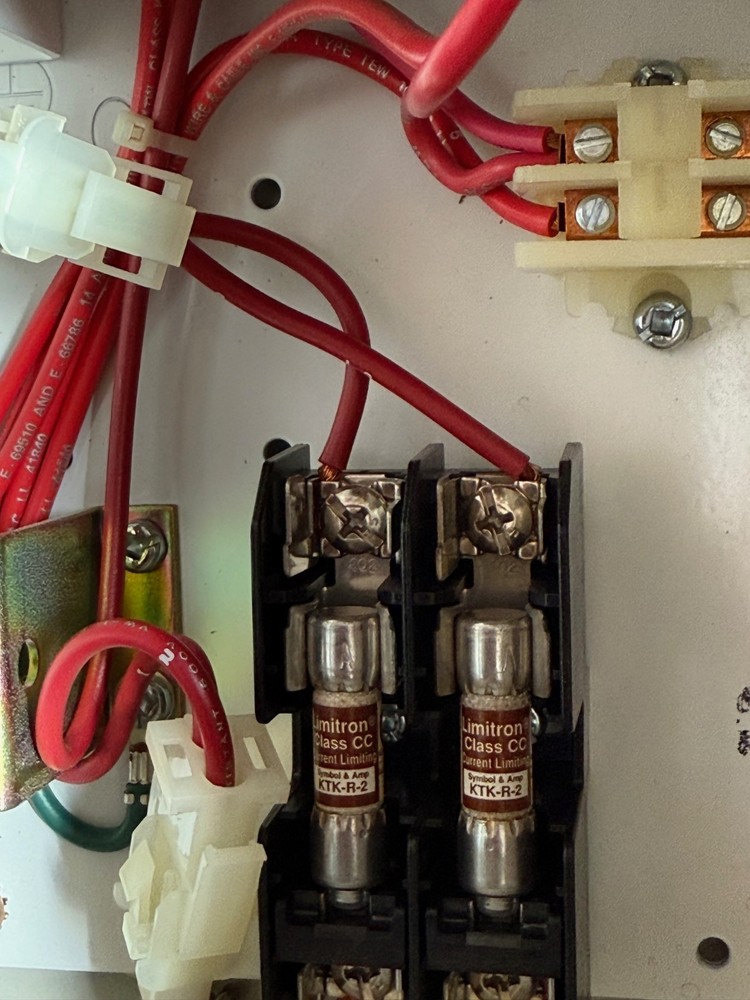 Square D IEC Controls LE1UI1846FC