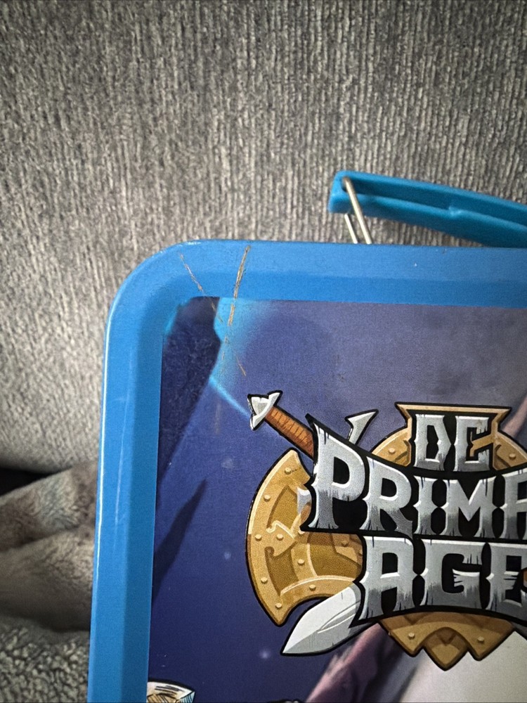 DC PRIMAL AGE LUNCHBOX!