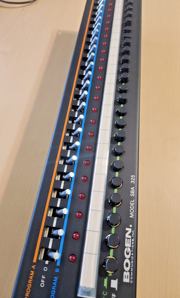 Bogen SBA 325 25-Zone Audio Program Selector Panel Rack Mount Paging System NEW