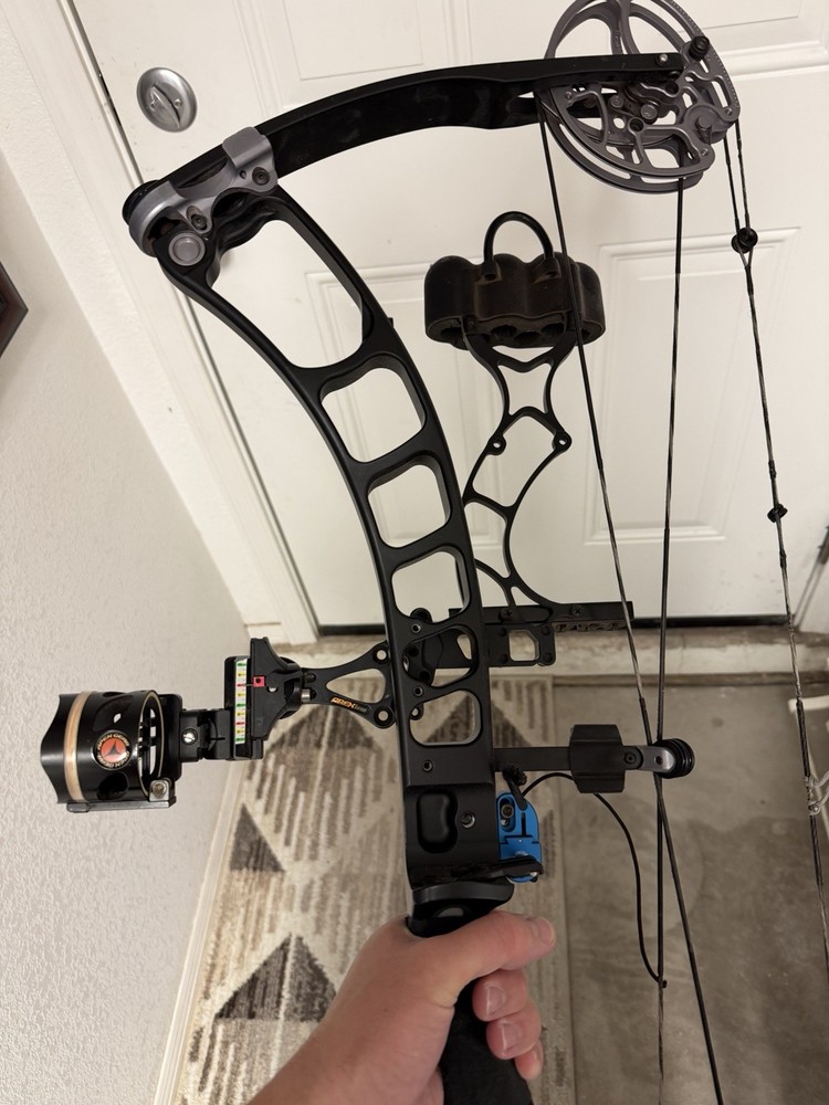 Prime Rize Compound Bow