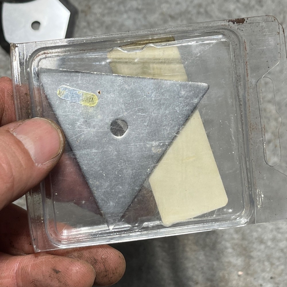 Carbide Paint Scraper Blades, 2Pcs Triangular and Drop Shaped