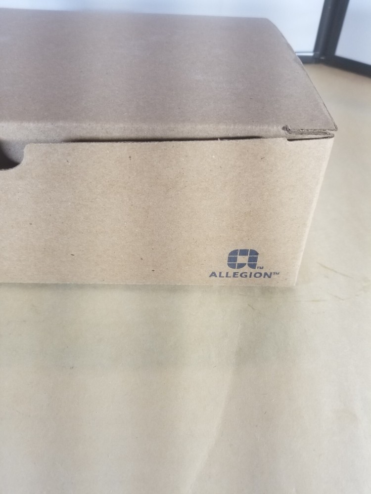 Falcon H2 101L Dane Handle 626 Satin Chrome Interconnected Lock