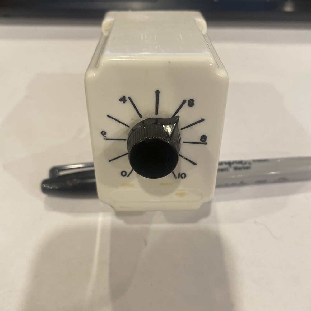 MAGNACRAFT W211ACPSOX-7 TIME DELAY RELAY