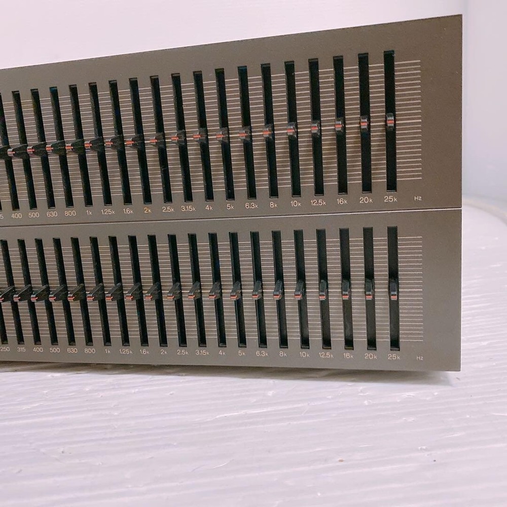 Technics SH-8065 Stereo Graphic Equalizer Silver used from Japan