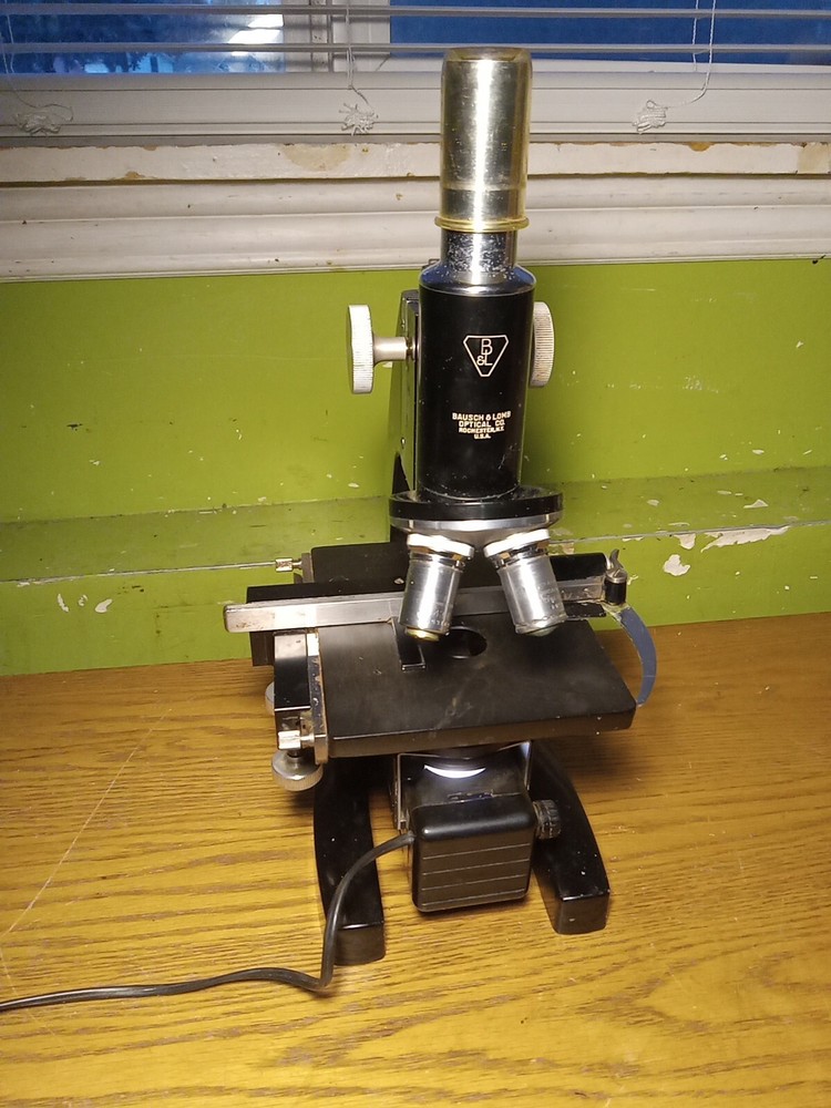 Bausch & Lomb Microscope W/Case & Extras!