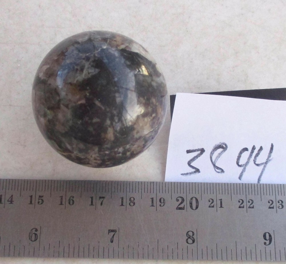 Fluorescent Calcite Sphere from AZ 33mm 3844