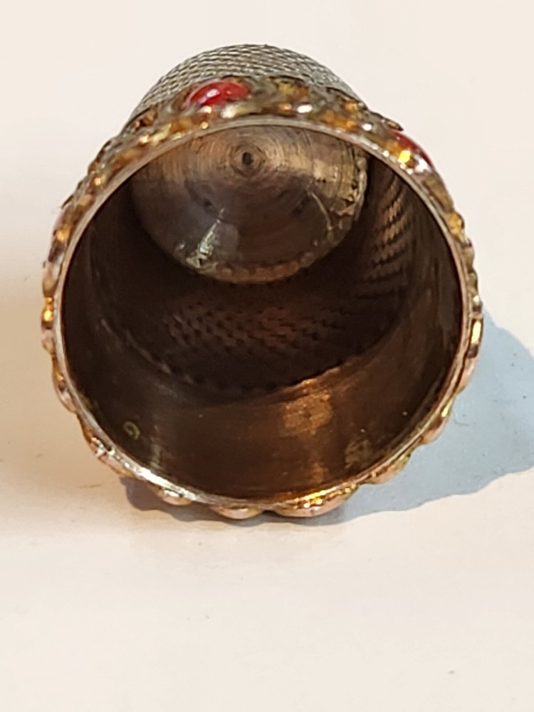 VINTAGE / ANTIQUE CABACHON 800 SILVER THIMBLE GERMAN