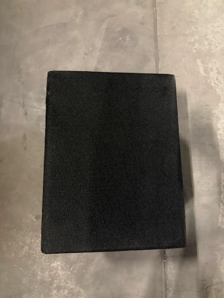 USED EMPTY SINGLE 10" VENTED SUBWOOFER ENCLOSURE BOX - NO SUB INCLUDED - GOOD CO