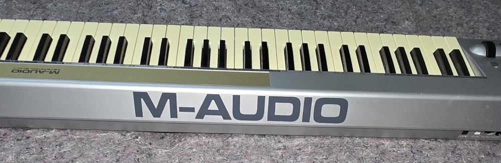 M-AUDIO Keystation 61ES MIDI Controller Keyboard