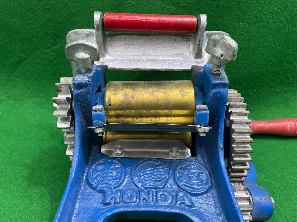 Honda Noodle Maker / Dough Thinner?