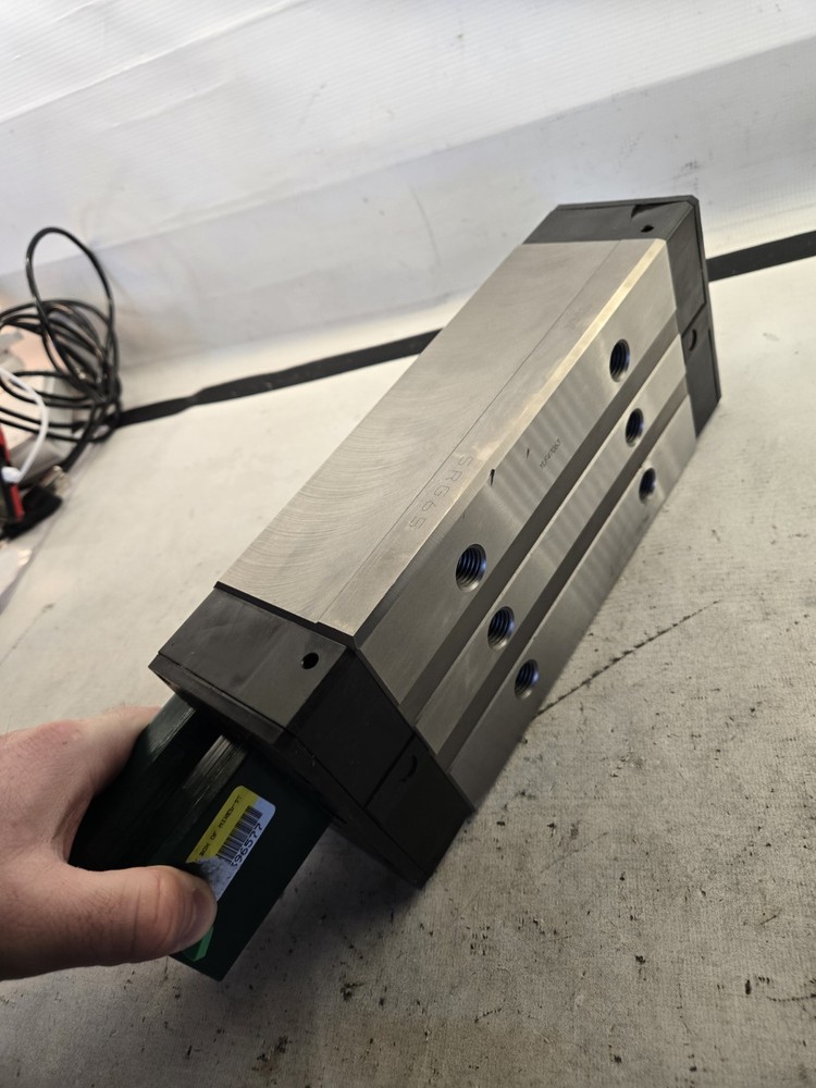 THK SRG75 Linear Slide. 12" YLF47063