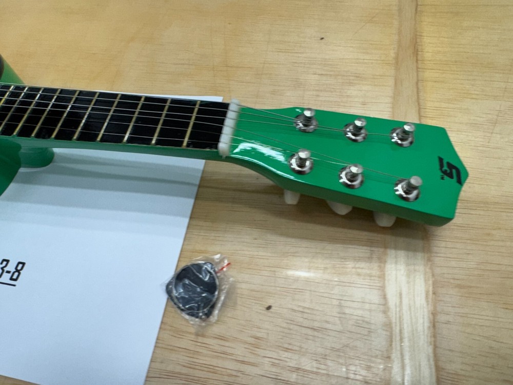 Snap-On Tools NEW GREEN Small Decorative String Guitar