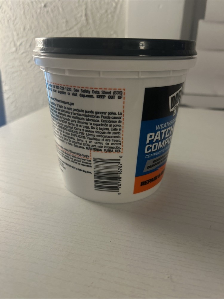 DAP Weatherproof Patching Compound: 32 fl. oz. (White)