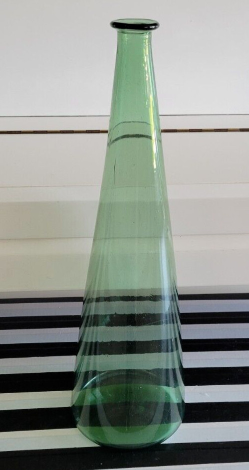 LIGHT GREEN EMPOLI ITALY DECORATIVE VASE SOLID DESIGN SOLID STOPPER 17.5 INCHES
