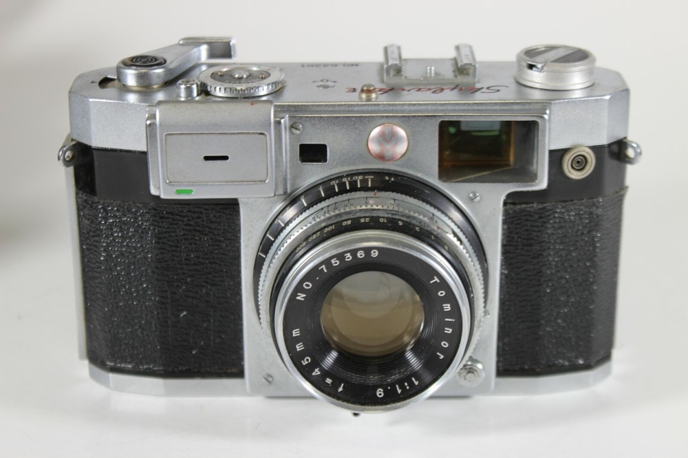 Skylark E 35mm Camera