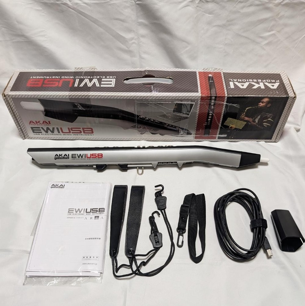 AKAI Professional EWI USB Electronic Wind Instrument Controller w/ Box Strap