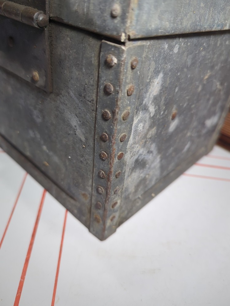 Vintage Galvanized Metal Tool Box Storage Coffin Style Large
