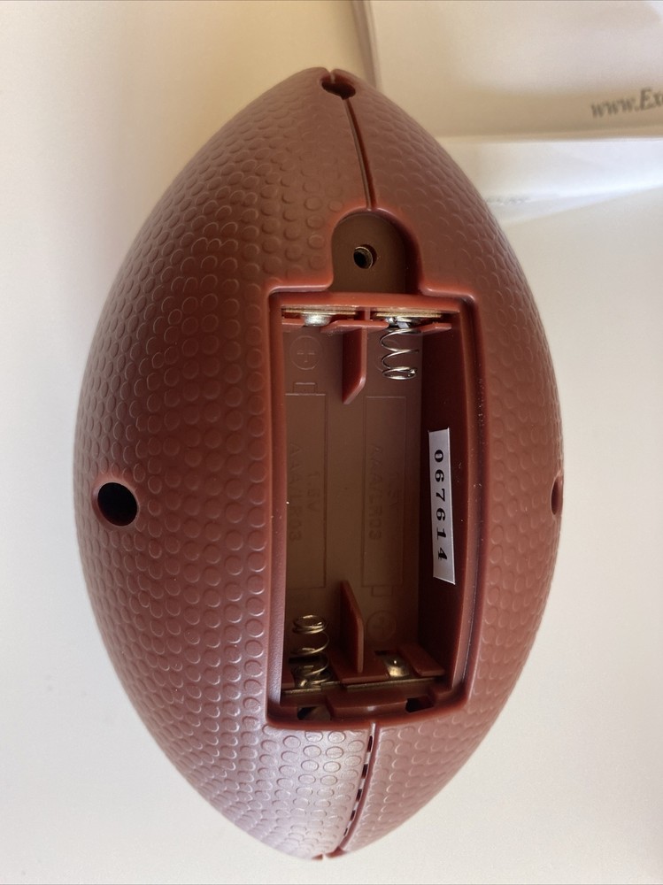 NFL Trivia Pro Electronic Hand Held Trivia Game in Box TESTED WORKING