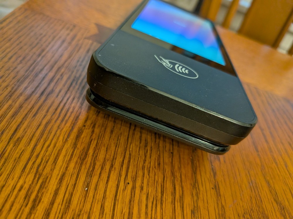 Wise POS E Card Reader, Handheld Portable, NFC, Chip Reader, LCD Screen, Stripe