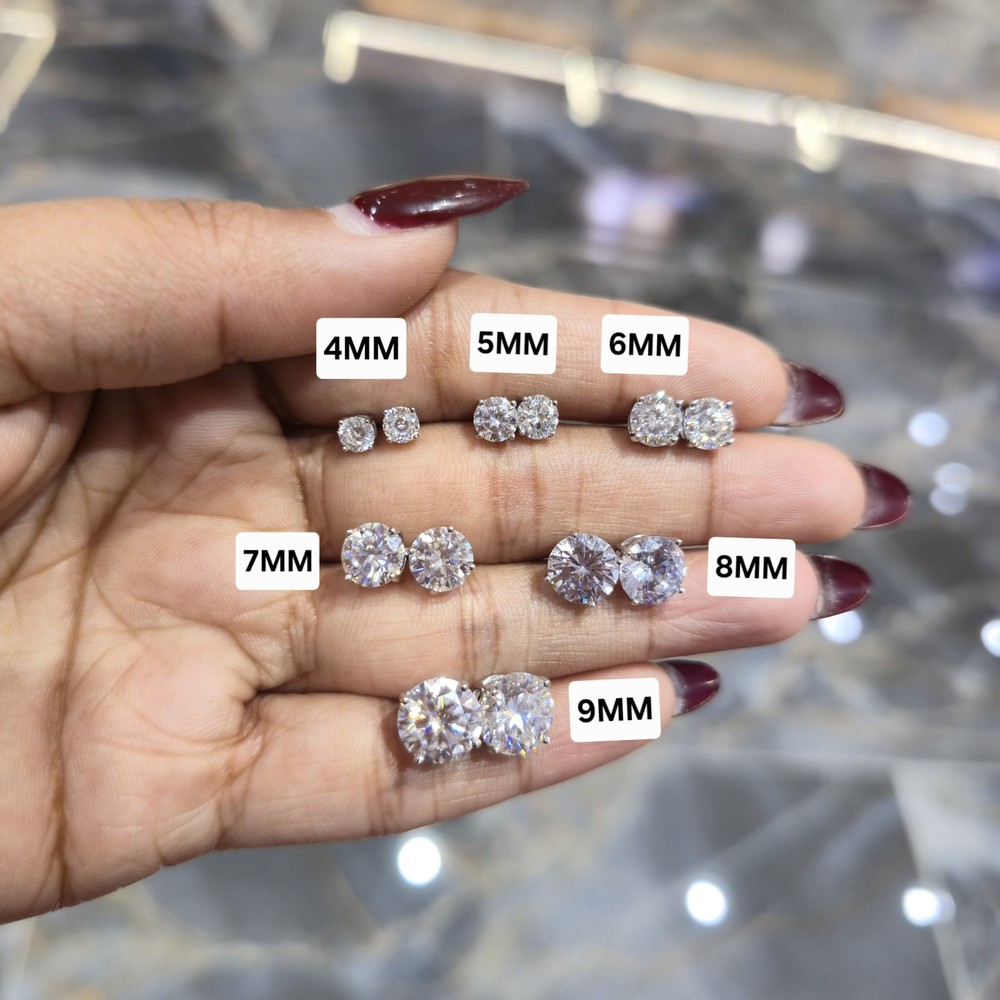 VVS Moissanite Studs 925 Silver (4-9mm)