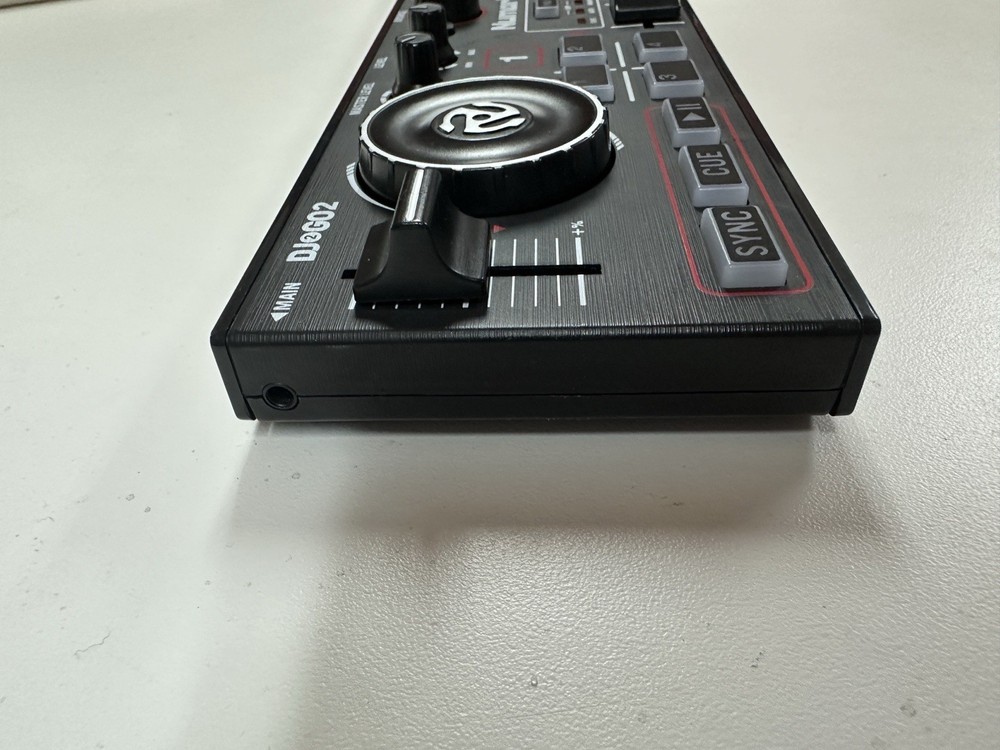 Dj Controller Numark DJGO2 Serato DJ