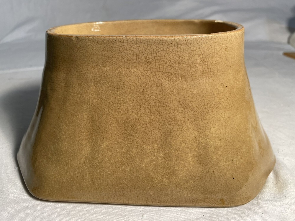 Vintage Yellow Ware Grape Mold 8” X 6 1/2”