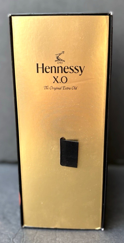 HENNESSY XO EXTRA OLD COGNAC DISPLAY BOX/BOTTLE EMPTY R3