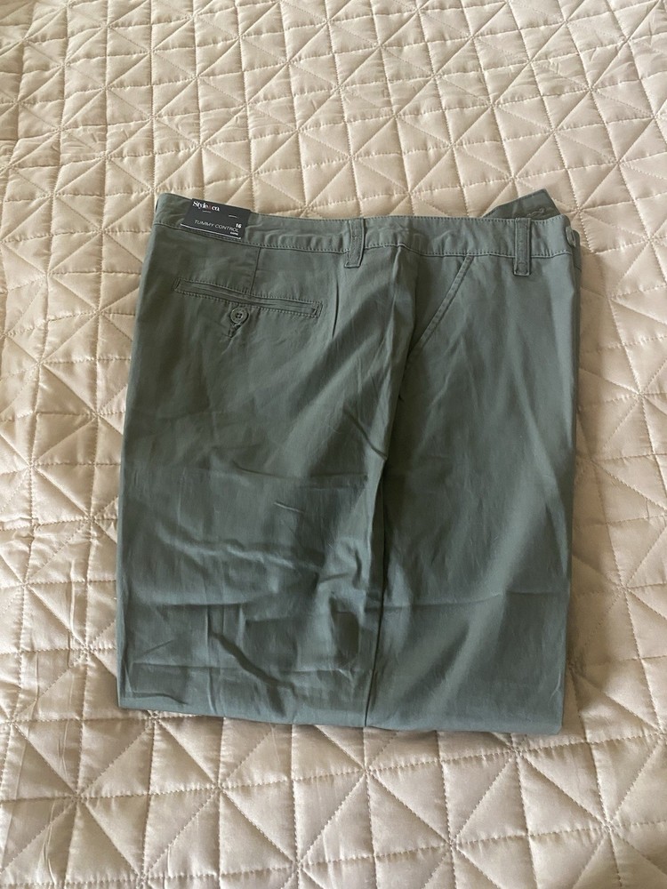 Style & Co. Women's Olive Capris (Tummy Control-16)