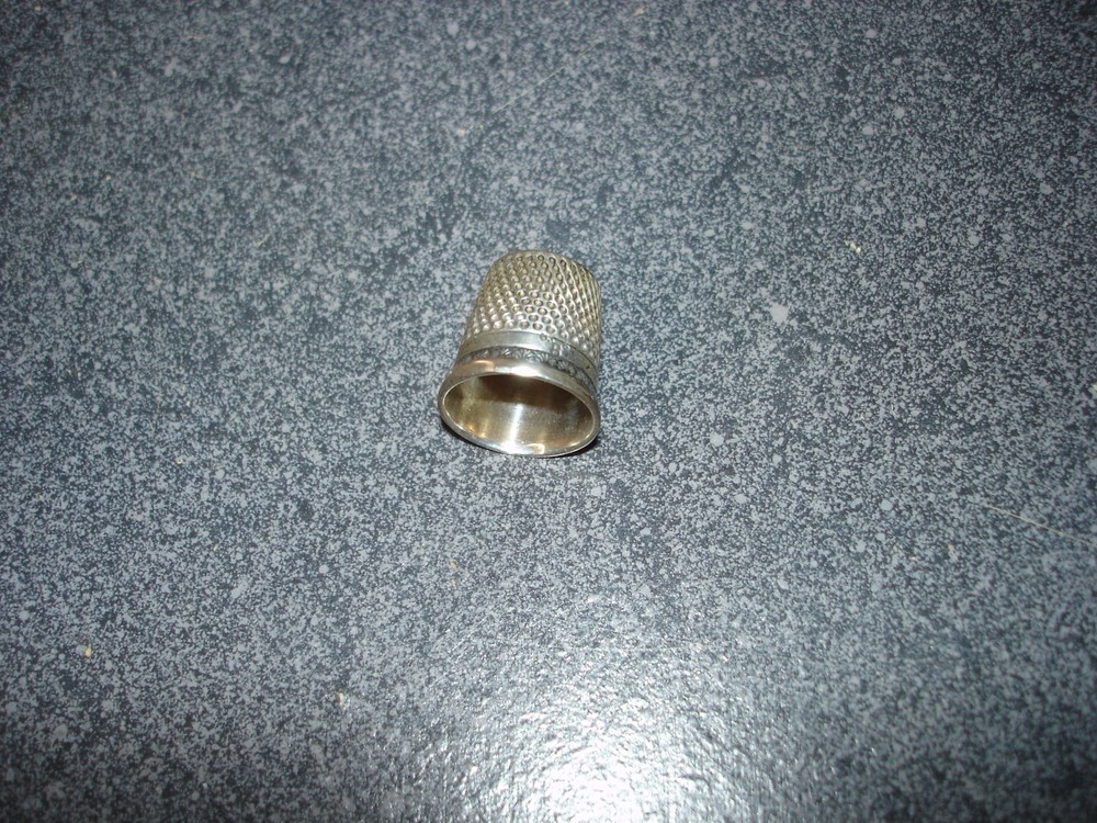 Vintage topless sterling silver thimble size 8