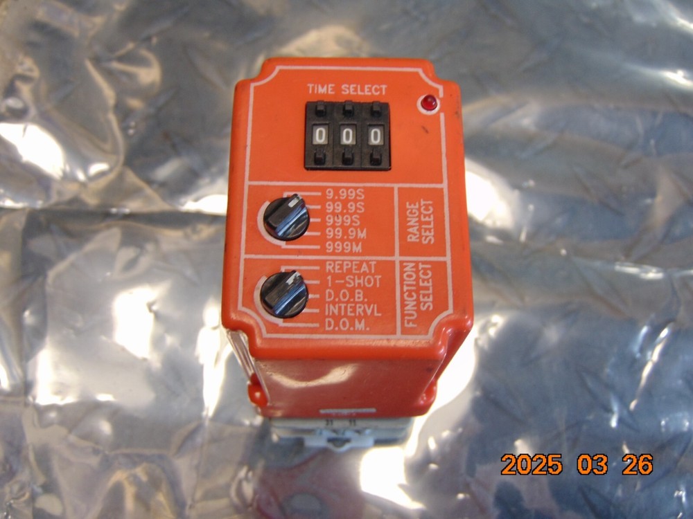 NCC TMM-0999M-461 Multiple Function Solid State Timer .05sec-999min with Socket
