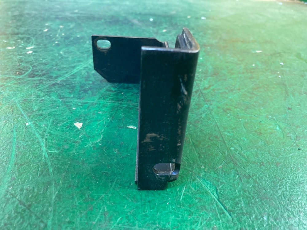 Rockwell Delta 34-335 table saw Mounting Bracket for Blade Guard