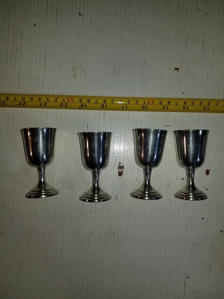 goblets England  Set Of 4