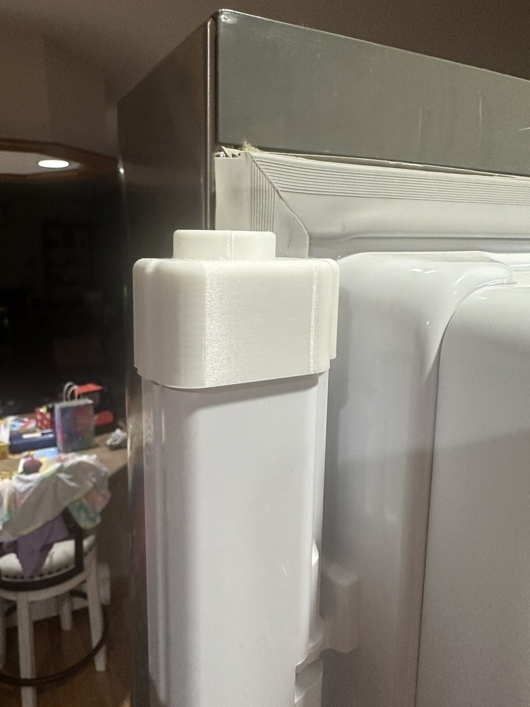 Samsung Refrigerator Door Flipper(mullion) Repair Part. RF263BEAEBC