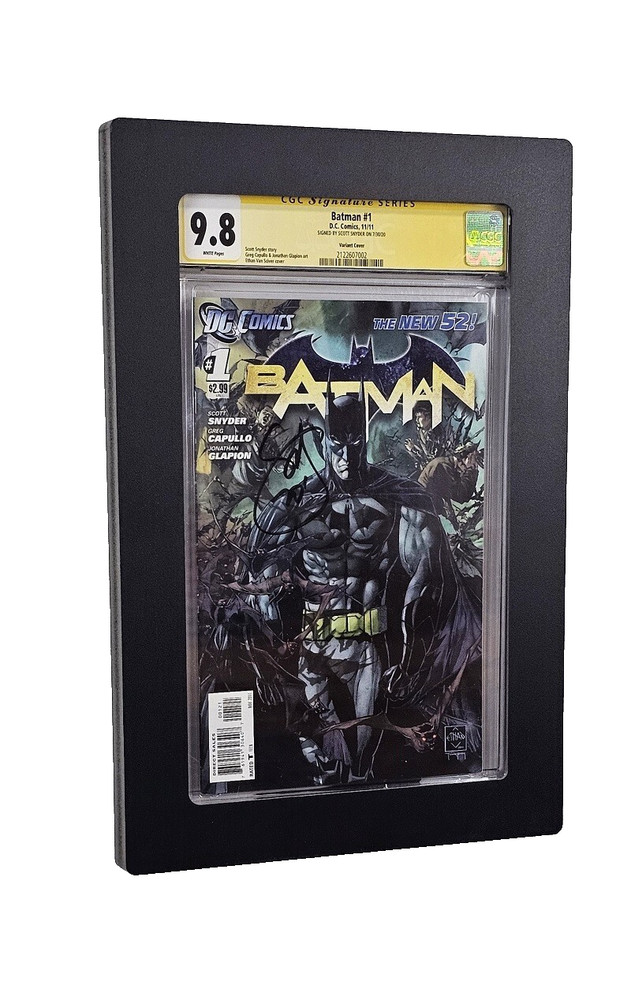 99% UV Safe Museum Edition Graded Comic Book Display Frame for CGC CBCS Slabs