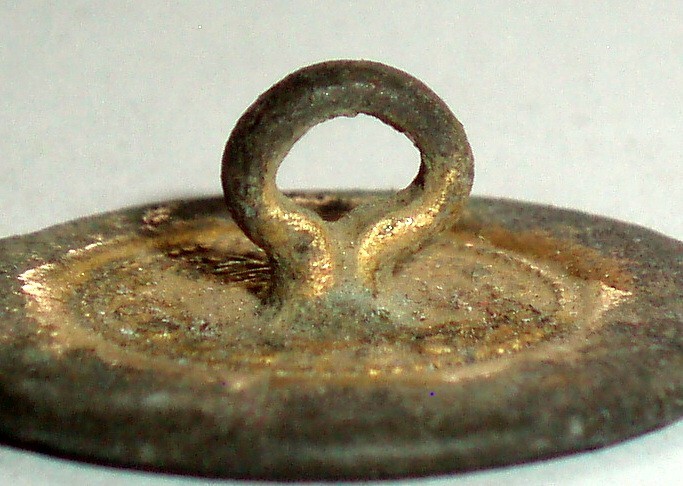 1823 - 1865 ANTIQUE SOLID PEWTER JACKET BUTTON W/ ST EDWARDS CROWN MAKER MARK