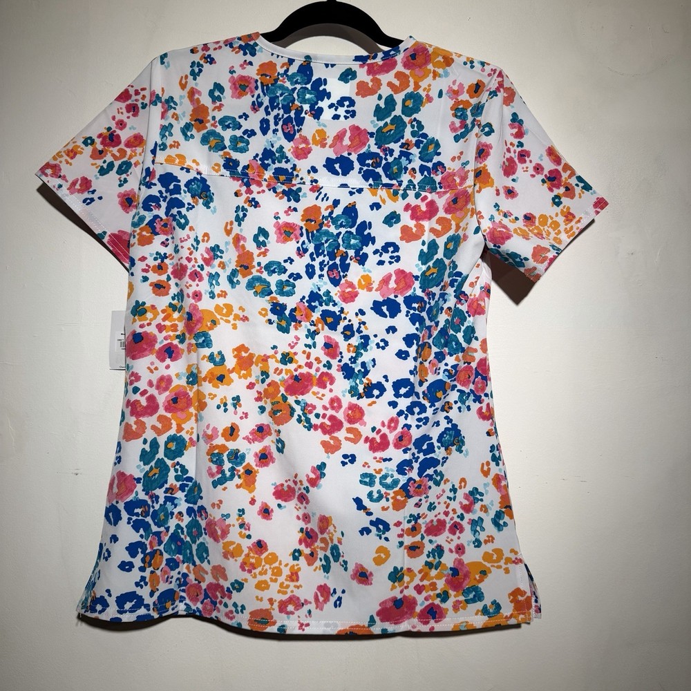 Cherokee Scrub Top Women’s Size S - Floral Pattern - NWT