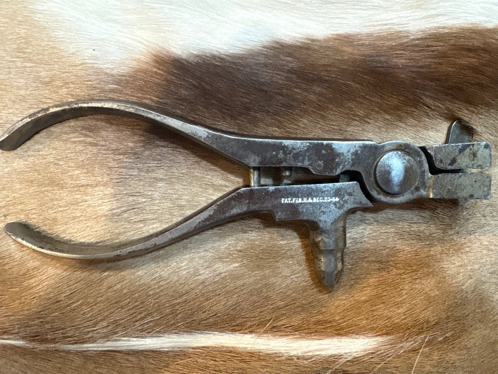 VINTAGE IDEAL 38-40 BULLET MOLD