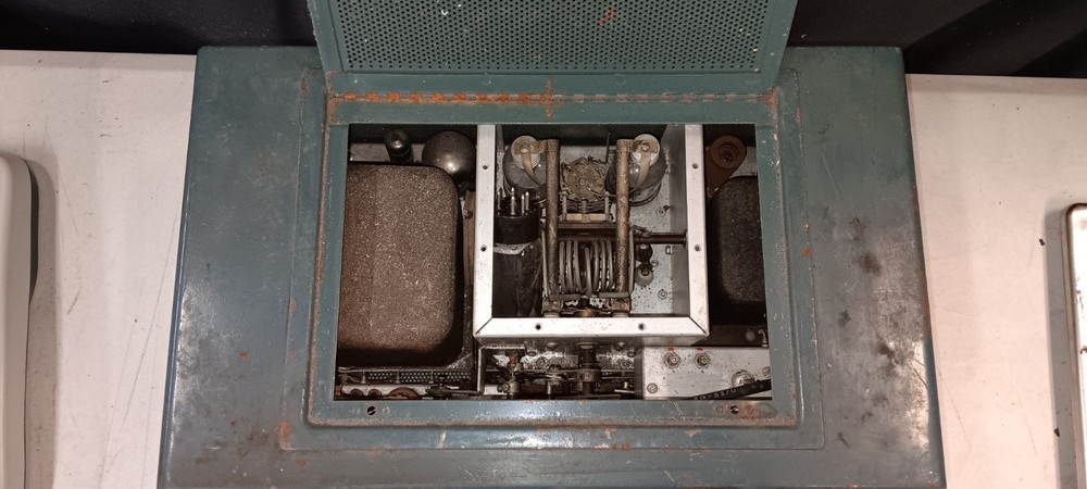 Vintage Heathkit Seneca Transmitter VHF-1