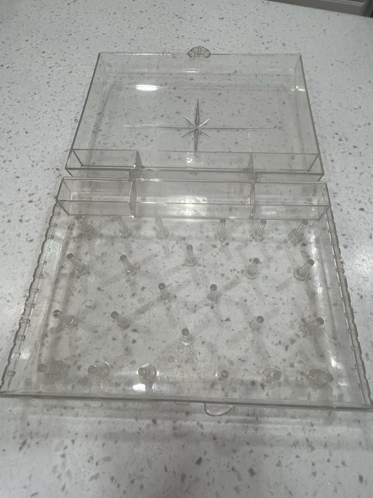 Dritz #786 Clear Sewing Thread Case Holds 24 spools