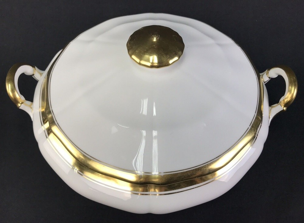 Adderley SANDRINGHAM Covered Handled Vegetable Dish Bowl Gold Trim