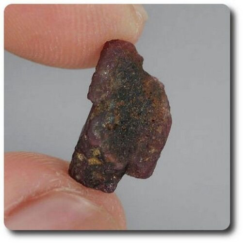 4.85 Carats CRYSTAL OF RUBY Burma