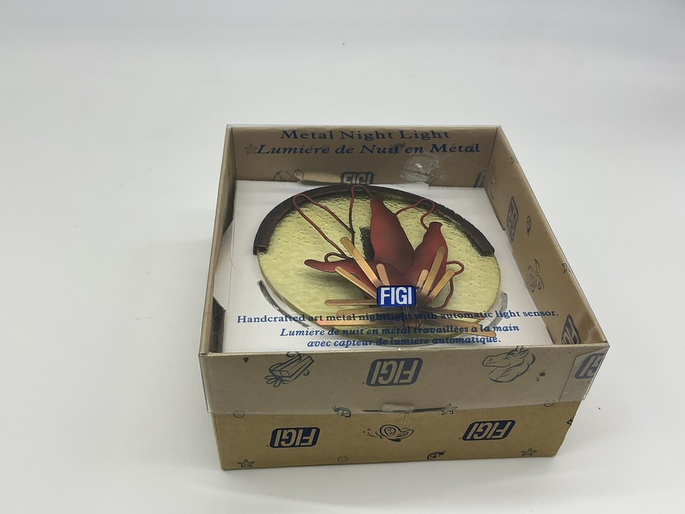 Figi metal night light campfire design auto sensor NIB