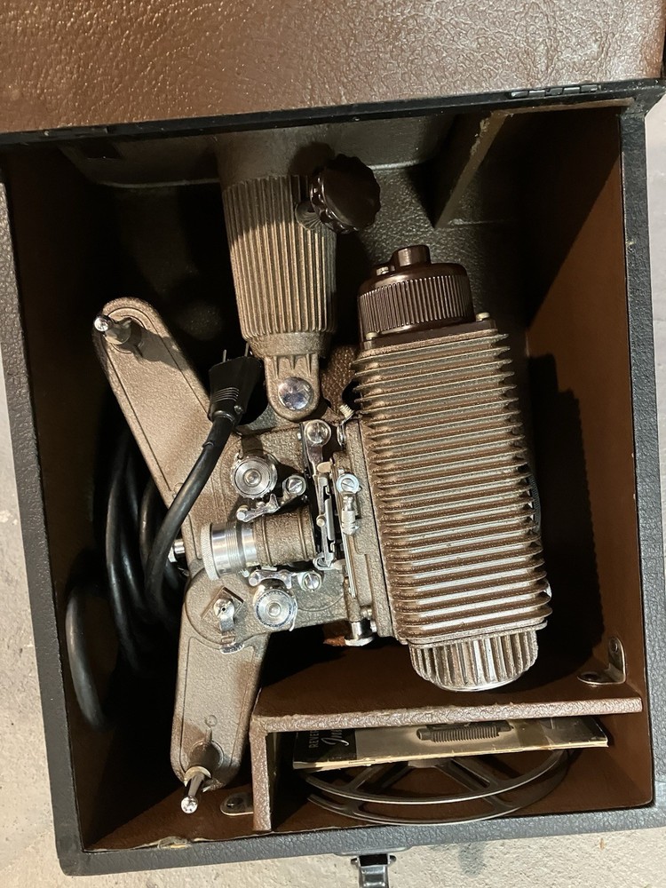 Revere 8mm Projector