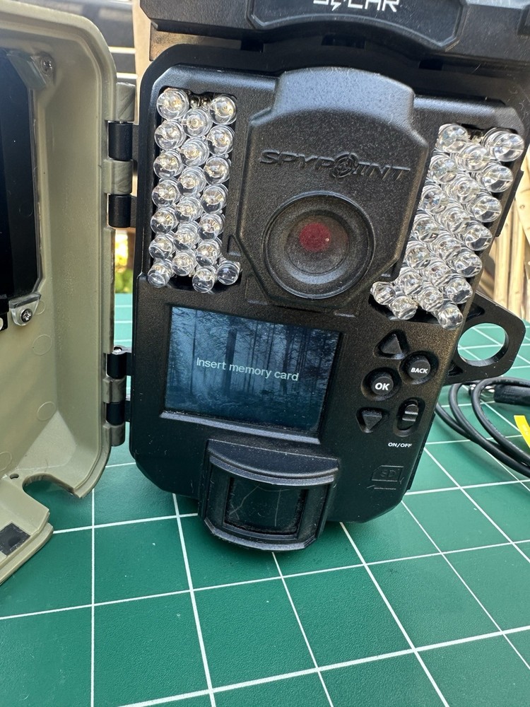 SPYPOINT Solar Trail Camera