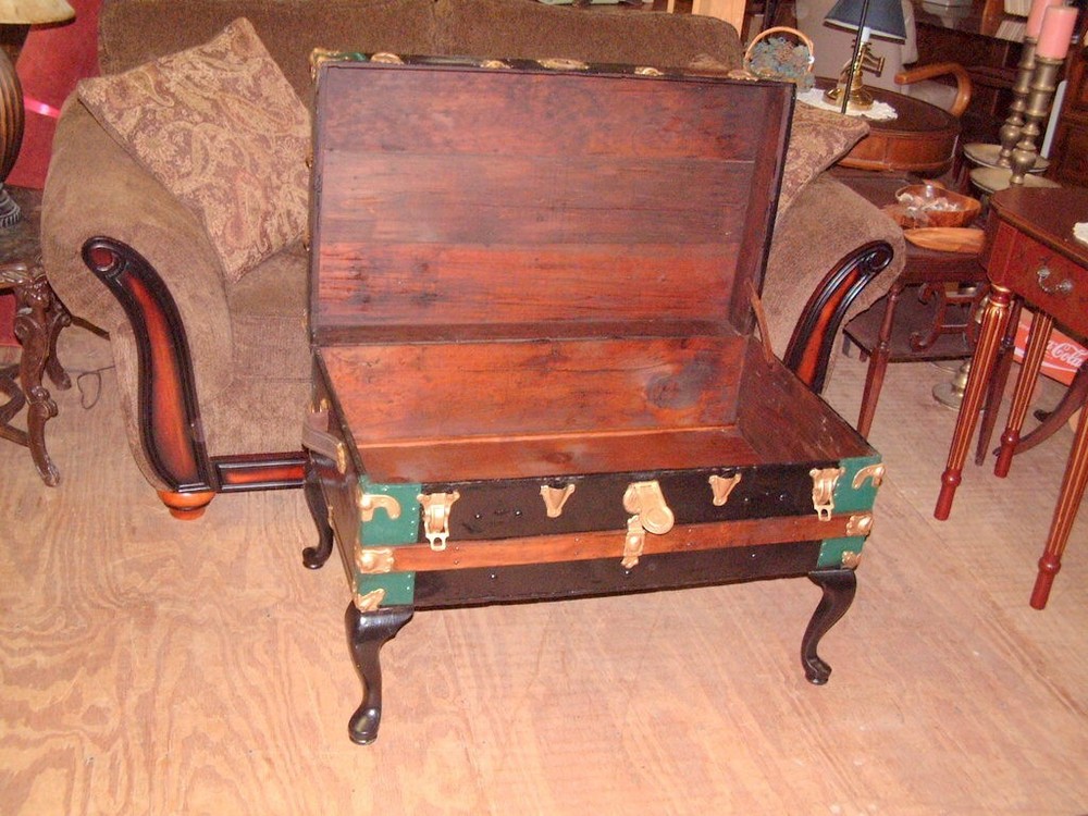 Vintage Trunk, Coffee Table, Storage Chest Chic Style