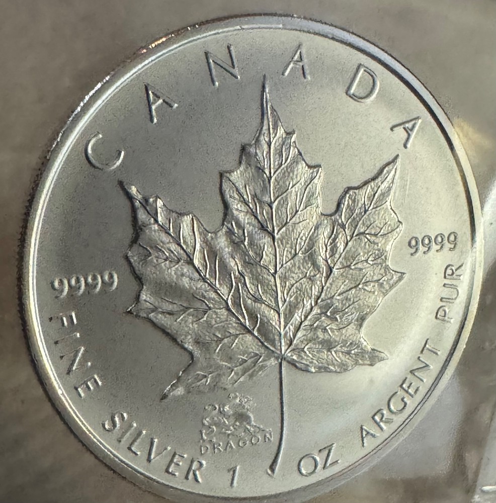 $5 maple leaf Elizabet II 2000 .9999 silver