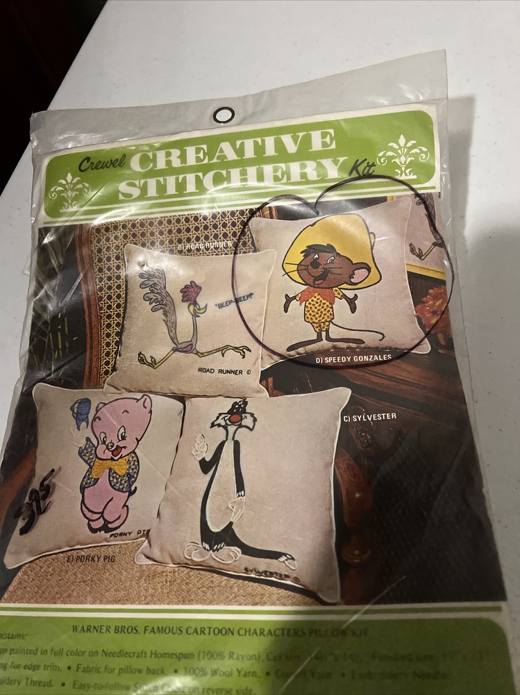 Speedy Gonzales #216D Creative Stitchery Crewel Kit