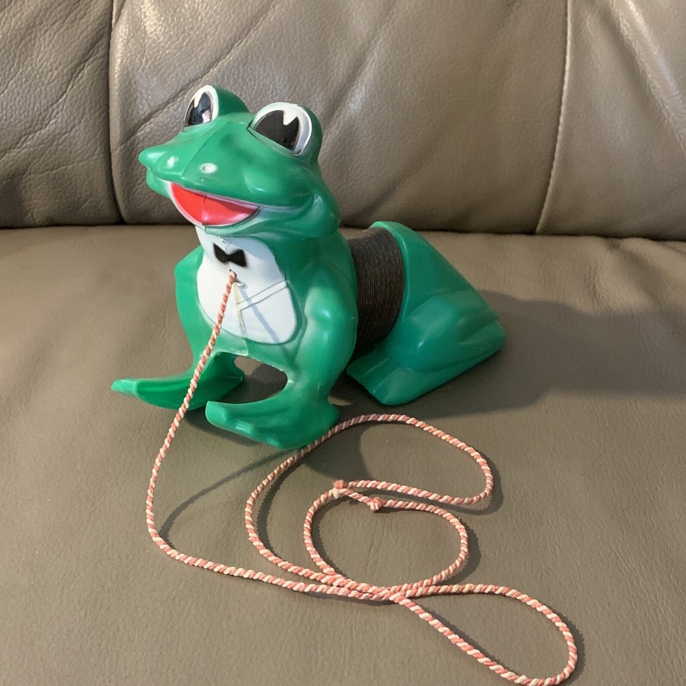 Vintage Original Slinky Frog Pull Toy #440